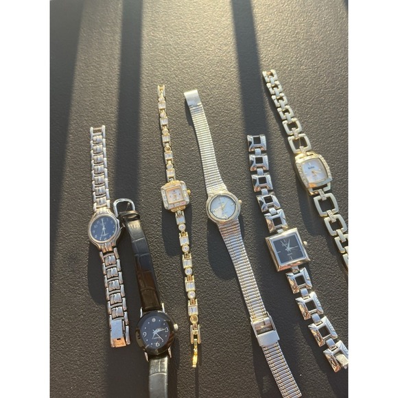 Mixed Lot of 6 Assorted Women's Wrist Watches Various Styles Used Untested - Picture 2 of 16